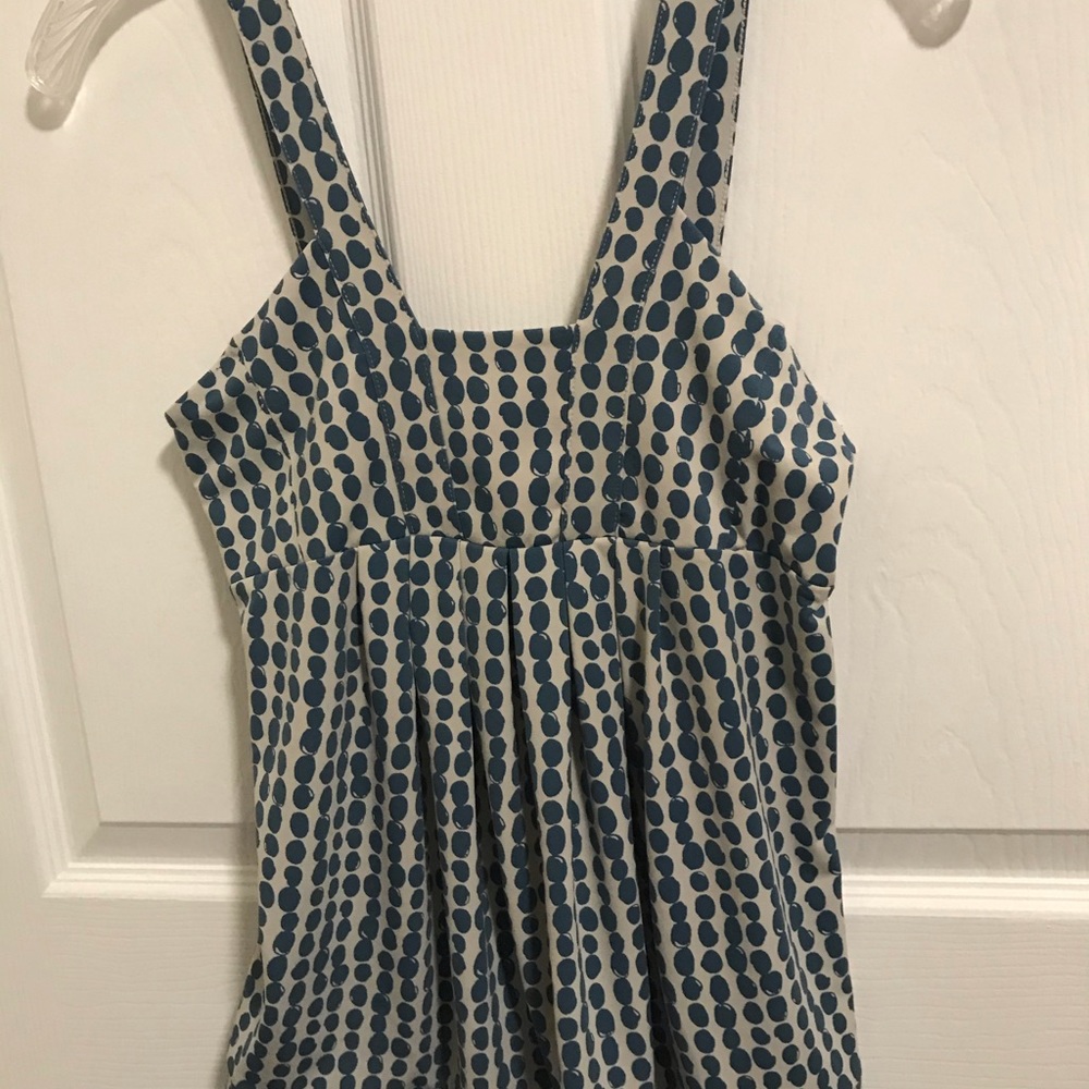 BCBG POLKA DOT TOP! Size S